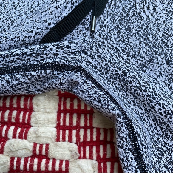 LULULEMON black and white spray jacquard Power Luxtreme Jet pants 8 - Picture 3 of 11